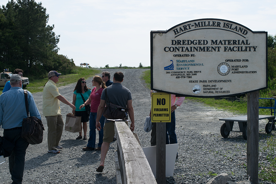 photo of sign at the entrance to Hart-Miller Island