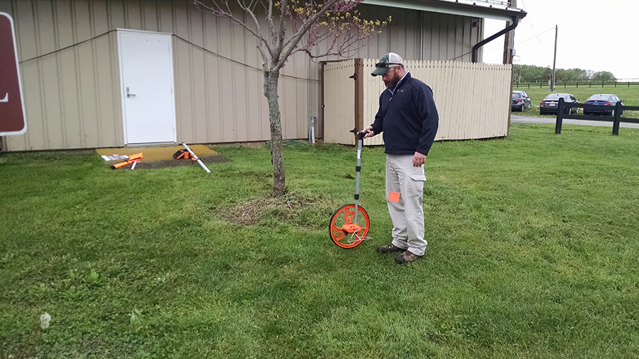 Before the Watershed Stewards Academy participants broke ground, Marshall McSorley — the Cecil County Department of Public Works (DPW) stormwater inspector who helps run the academy — measured out the rain garden’s footprint. At about 230 square feet, the garden would be large enough to handle a substantial amount of the rainwater draining from nearby downspouts during a typical storm. Stormwater contains sediment as well as the nutrient pollutants nitrogen and phosphorus. Processes in the soil reduce the a