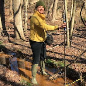 photo of scientist Lora Harris